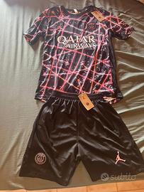 Abbigliamento calcio tecnico PSG