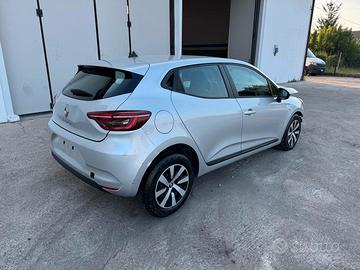 Renault Clio 1.0 sce Intens 65cv INCIDENTATA