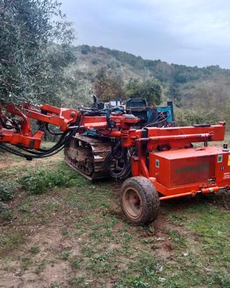 Scuotitore trainato trattore