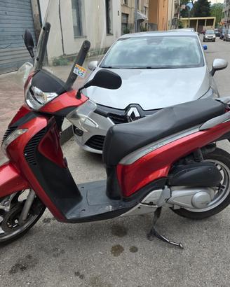 Scooter sh125
