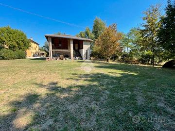 Fienile uso magazzino/deposito D7