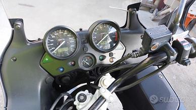 Honda Varadero XL 1000V (1999-2002)–Soli 48.500km