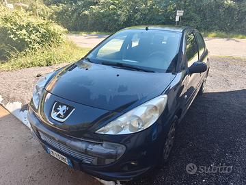 Peugeot 206+ Adatta Neopatentati