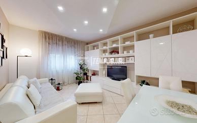 RIF.: A012 - Appartamento ristrutturato con ampio