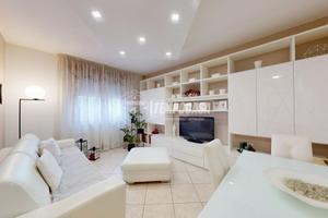 RIF.: A012 - Appartamento ristrutturato con ampio