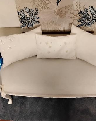 Panca shabby e cuscini
