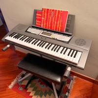 Tastiera Yamaha EZ200