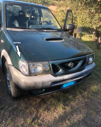 Freccia anteriore Nissan Terrano 2