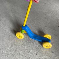 Monopattino 4 ruote