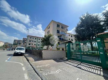 3 LOCALI A CASTELLAMMARE DI STABIA