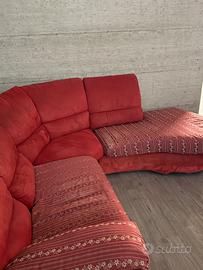 Divano in tessuto di qualità con isola