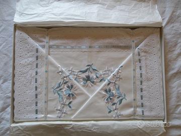 Parure letto vintage con passamaneria