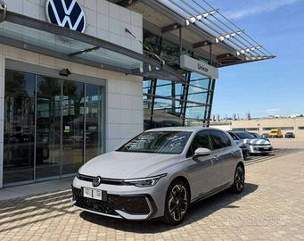 Volkswagen Golf 8.5 // R-LINE PLUS // 2.0TDi DSG 1