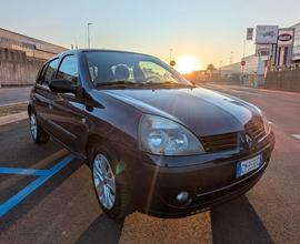 RENAULT Clio 2ª serie - 2004