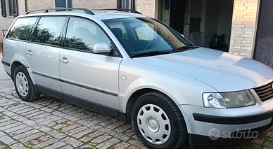 Volkswagen Passat 1.8 4 cilindri 20 valvole 