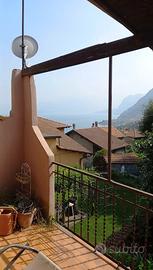 Casa indipendente con giardino vista lago