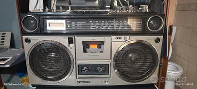 Bombox Sanyo M9990K fine anni 70