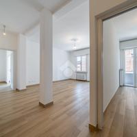 3 LOCALI A REGGIO NELL'EMILIA