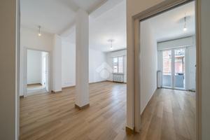 3 LOCALI A REGGIO NELL'EMILIA