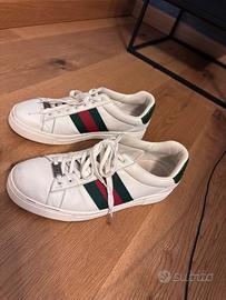 Sneaker Gucci Ace uomo con dettaglio Web