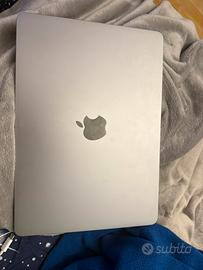 Mac Book Air 2022