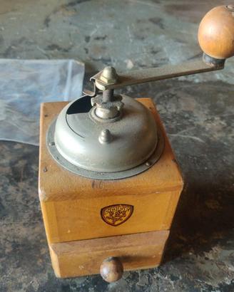 MACININO PEPE ANTIQUATO