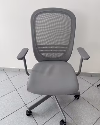 Set 4 sedie da ufficio IKEA con braccioli e ruote