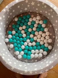 Piscina con palline per bambini