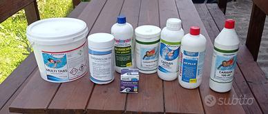 Piscina con accessori