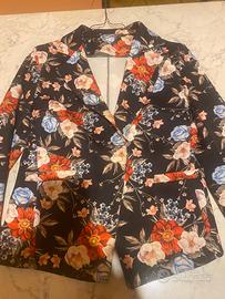 Giacca esiva donna fantasia floreale.