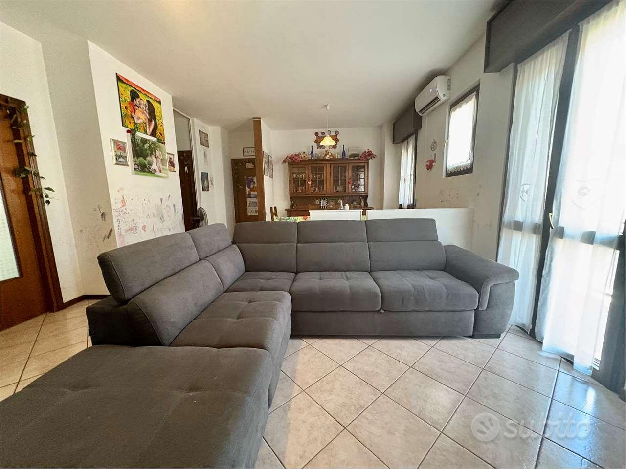 Apartment in Mozzecane, Grezzano - Altro