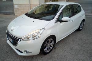 PEUGEOT 208 1.6HDI 92cv ALLURE