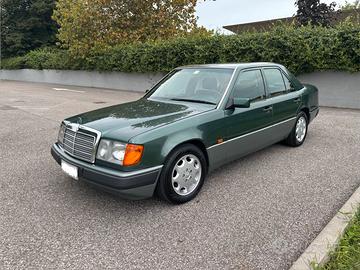 Mercedes-Benz W124 200E 16V - Oldtimer