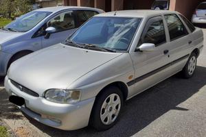 Ford Escort ghia