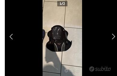 Borsa da serbatoio con calamite e gancio manubrio