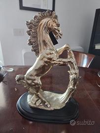 Scultura cavallo argento