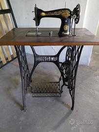 Macchina da cucire Singer 15K vintage