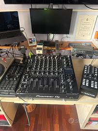 Pioneer Djm V10 LF e MOTU 8D