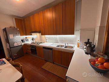 Cucina di qualità in legno massello