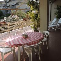 Trilocale con terrazza abitabile per vacanza