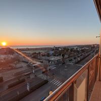 Elegante, fronte mare in centro con posto auto