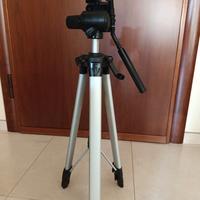 Cavalletto per fotocamere.