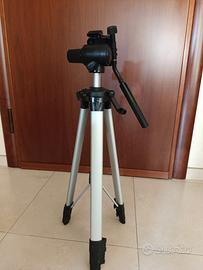 Cavalletto per fotocamere.