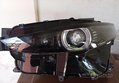 Faro Fanale anteriore sinistro nuovo Mazda CX30 