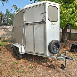 trailer per cavalli
