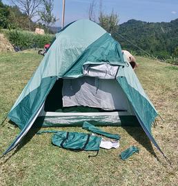 Tenda igloo con 3 sacchi a pelo e sacca custodia