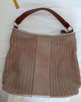 Borsa Bata
