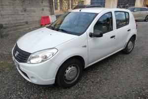 Dacia Sandero 1.4 8V GPL - 2010