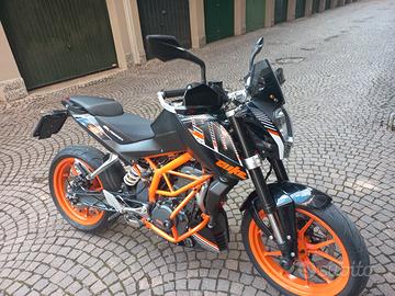 KTM 390 Duke - 2016 patente A2 35kw