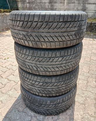 Gomme invernali Goodride 225/45 R18